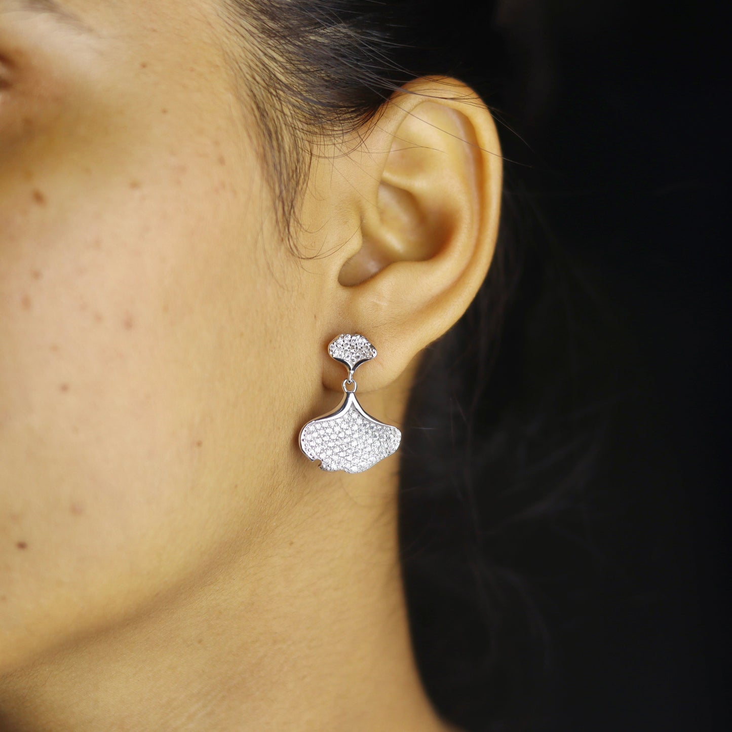 Silver Whisper Pendant Set