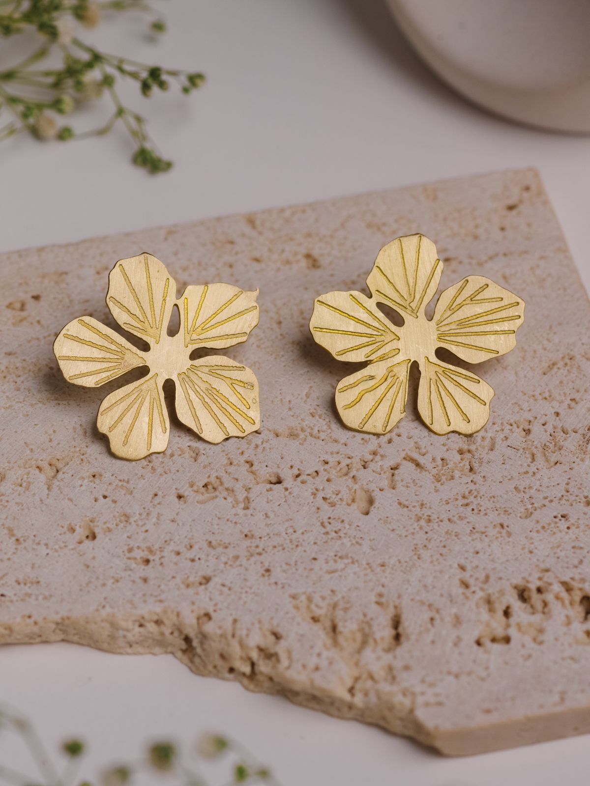 Flat Flower Brass Statement Earring (Anti tarnish)