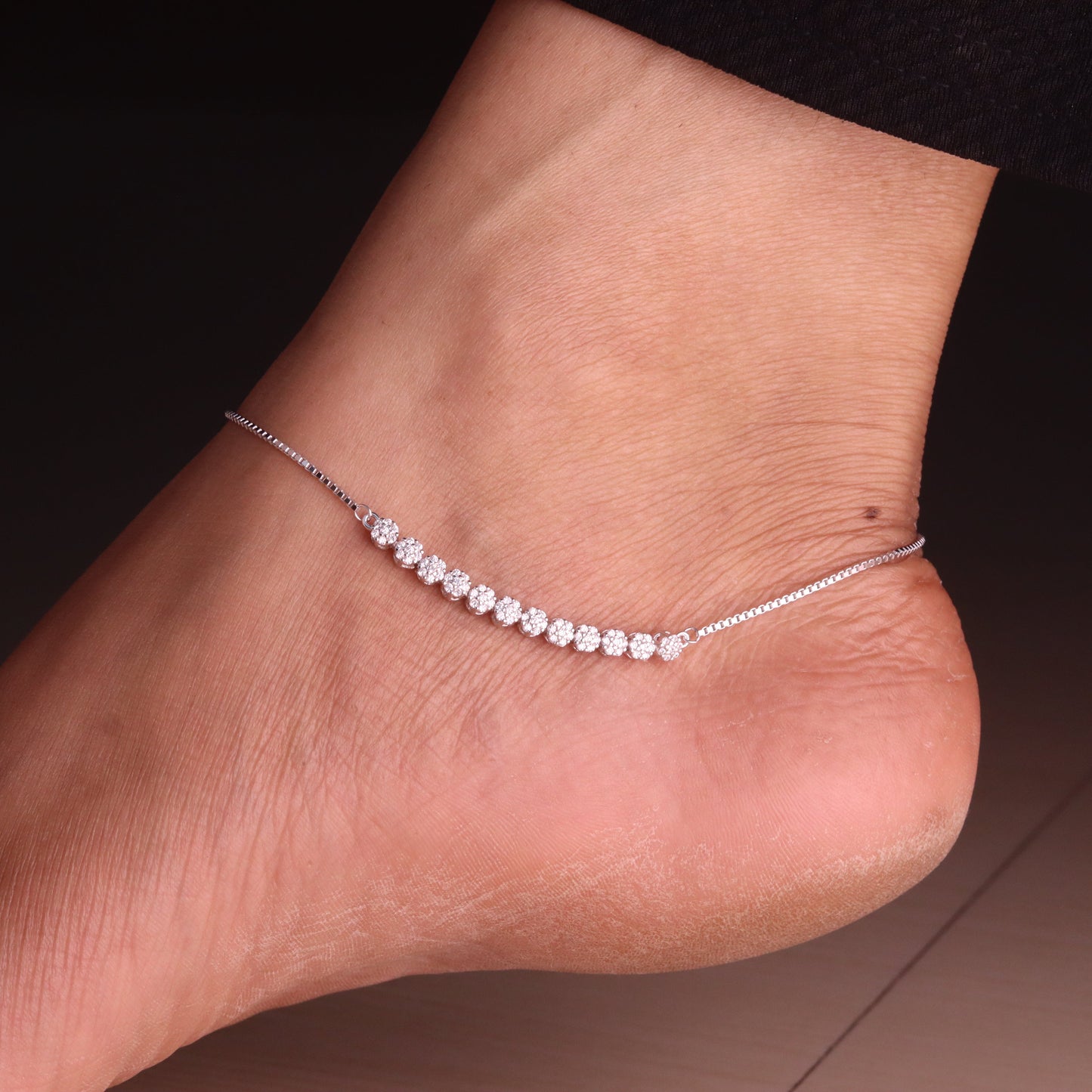 Twinkling Stone Silver Payal for Women
