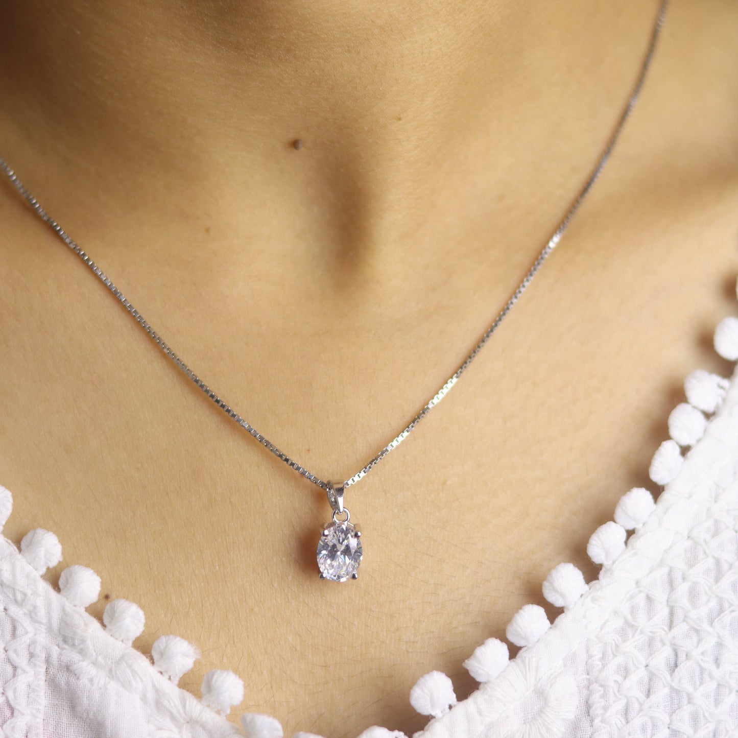 Solitaire Shine Pendant Set