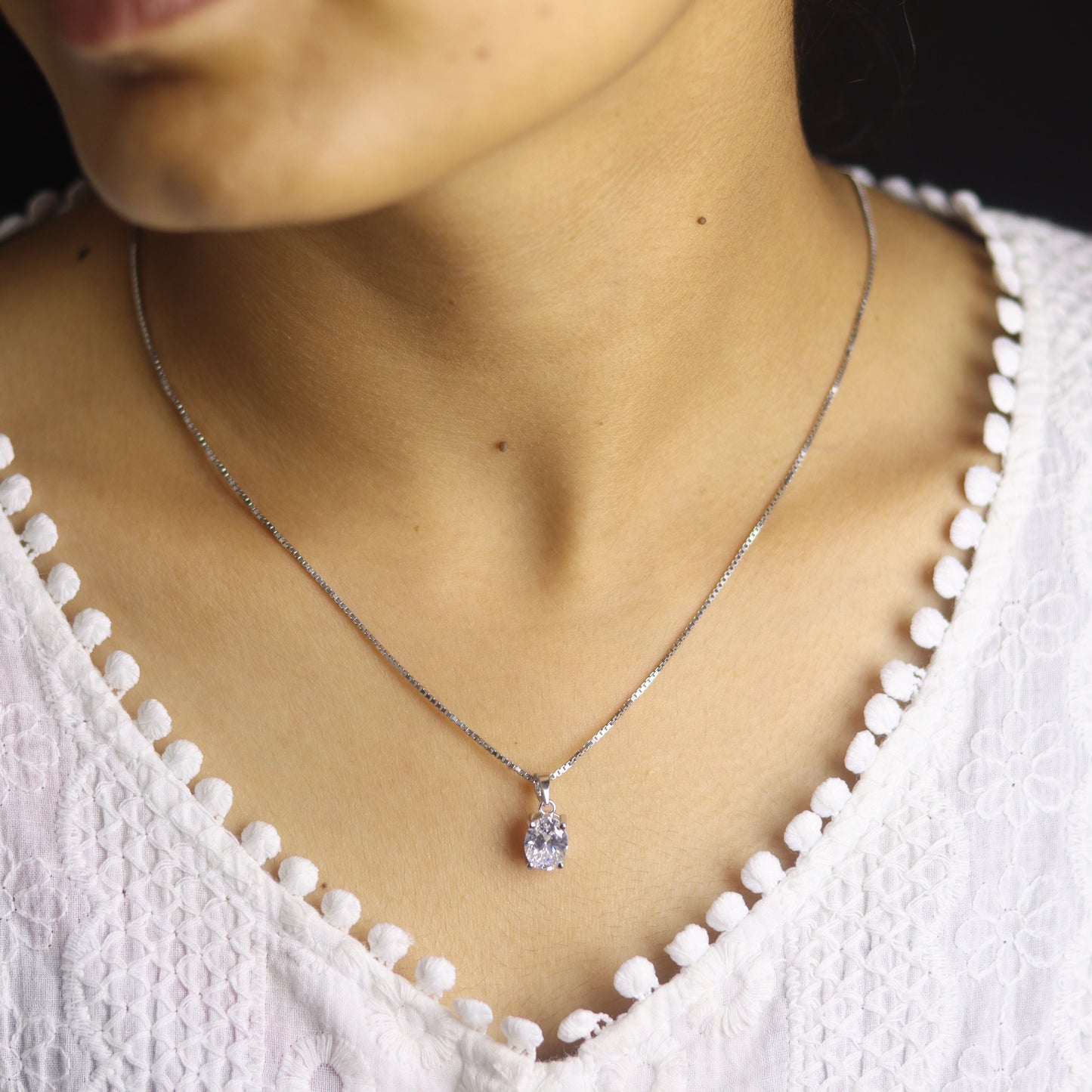 Solitaire Shine Pendant Set