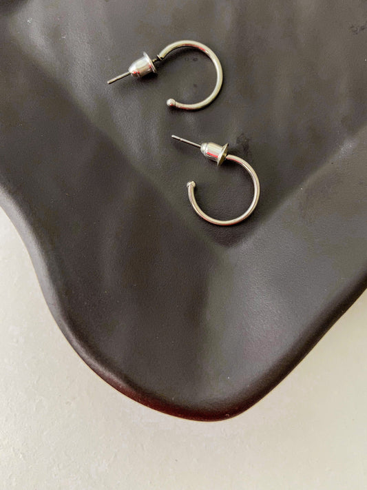 Small 4 Silver Singles Earring