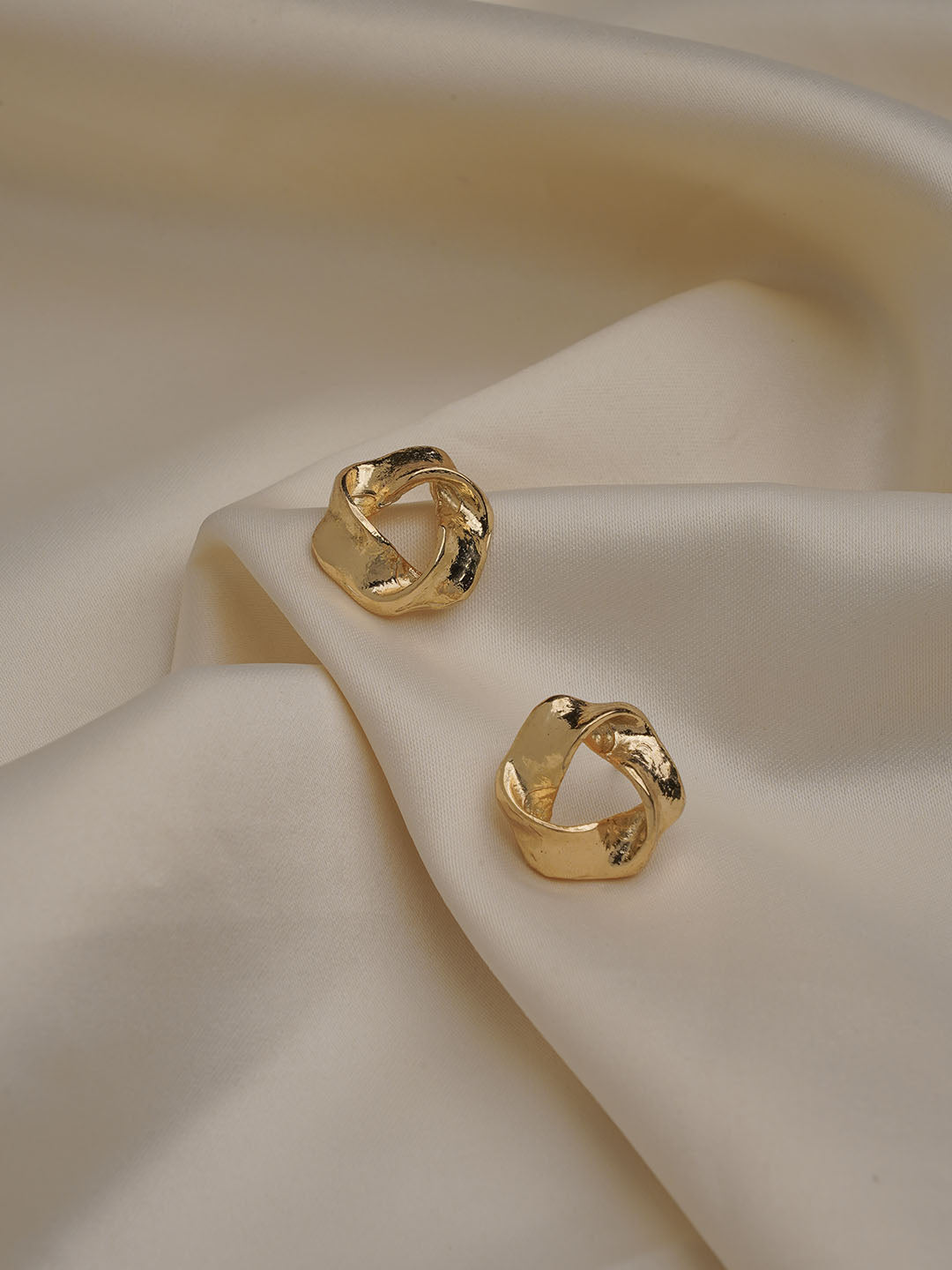 Gold Stud