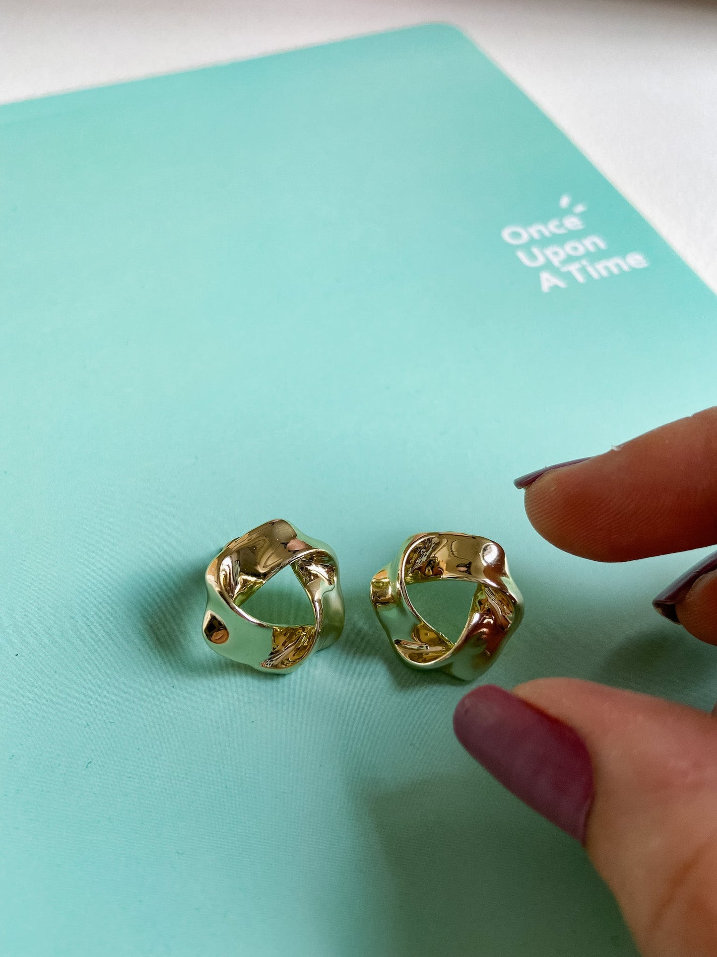 Gold Stud