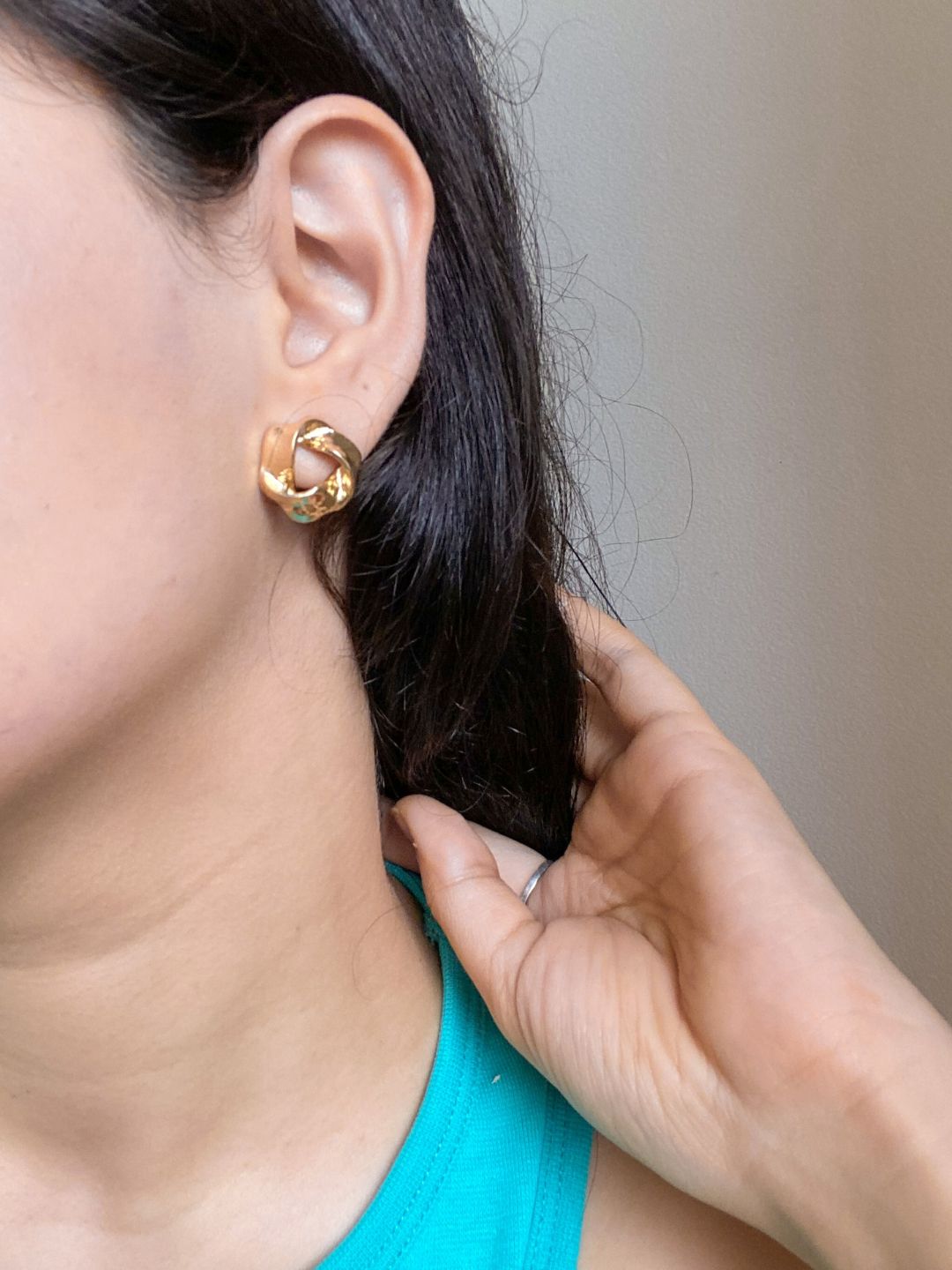 Gold Stud
